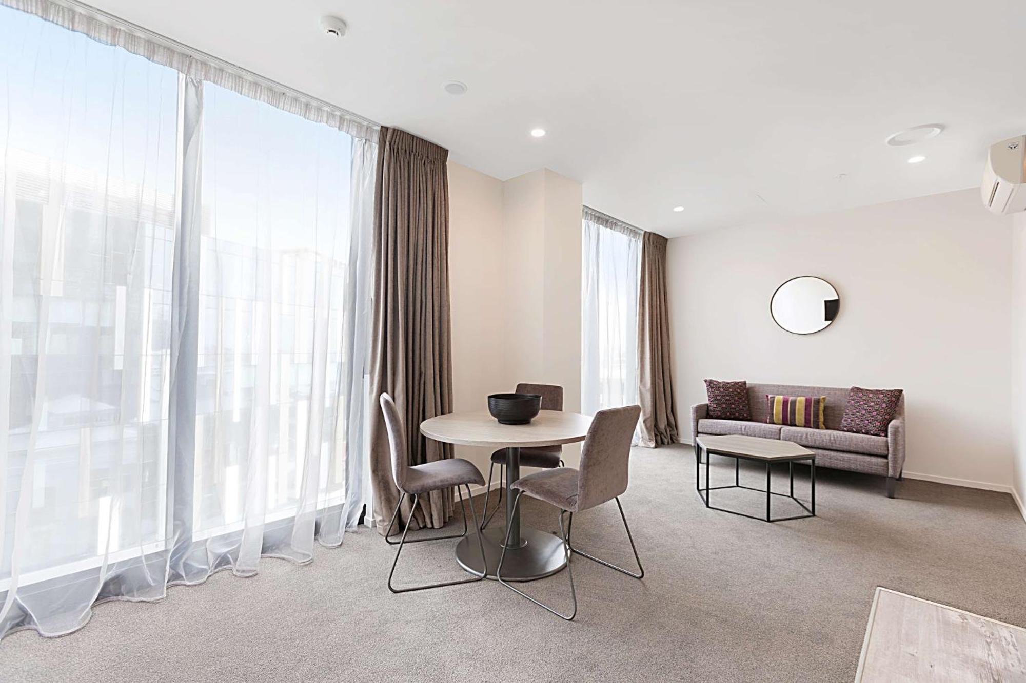 Ramada Suites By Wyndham Victoria Street West Auckland Exterior foto